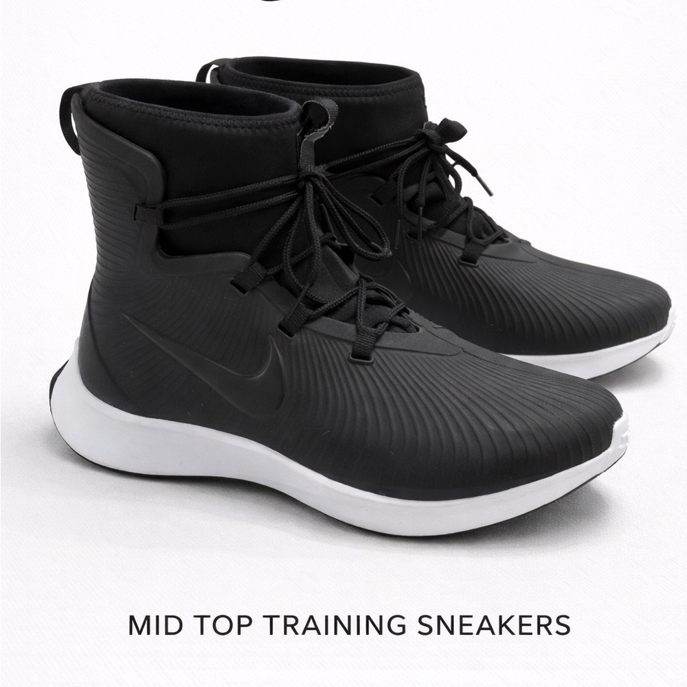 Nike Black High Top Sneakers Lightweight Athletic Shoes